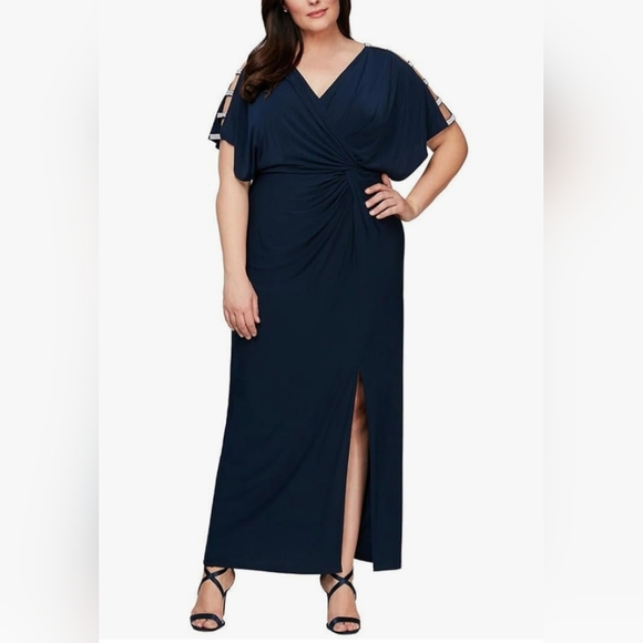 Evening Gown - Picture 7 of 7